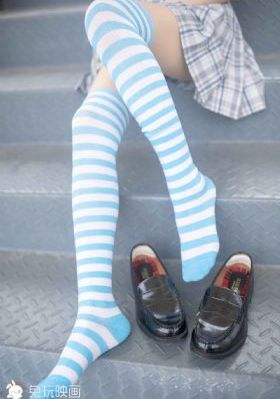丰满少妇被猛烈进入高清播放_BD英语高清完整版播放