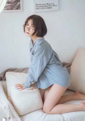 异国女孩在巴黎_高清手机在线看