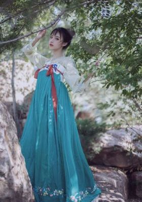 善良的女秘书的目的hd_蓝光高清完整版